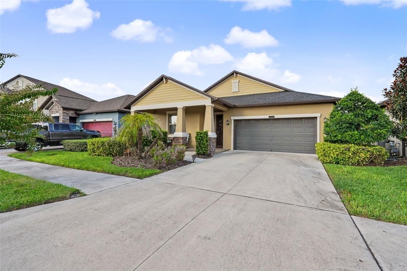 9189 Shadyside Ln, Land O Lakes, FL 34637