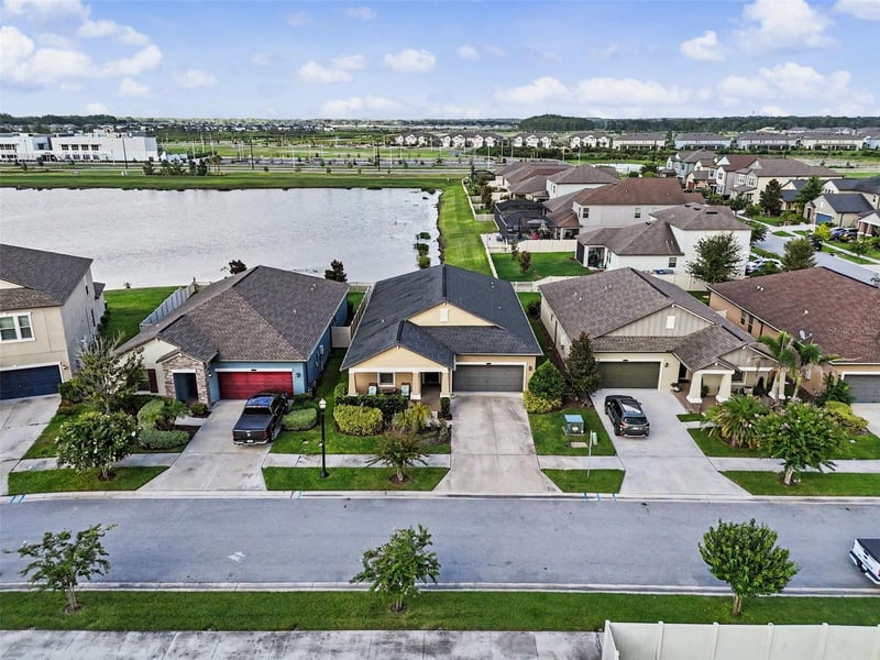 9189 Shadyside Ln, Land O Lakes, FL 34637