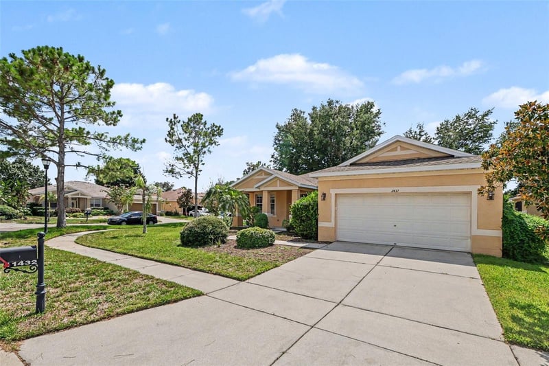 11432 Laurel Brook Ct, Riverview, FL 33569