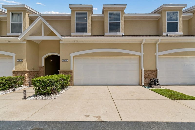 10820 Celtic Woods Ave, Tampa, FL 33647