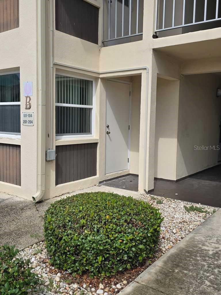 5111 Amulet Dr #104, New Port Richey, FL 34652