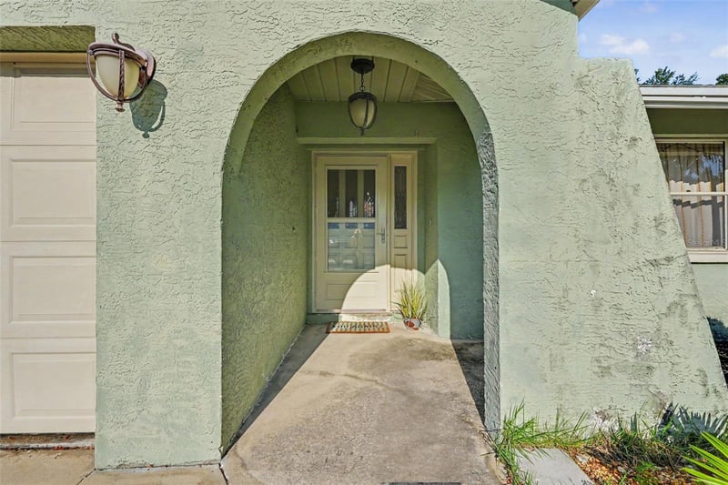 12543 108th St, Largo, FL 33778