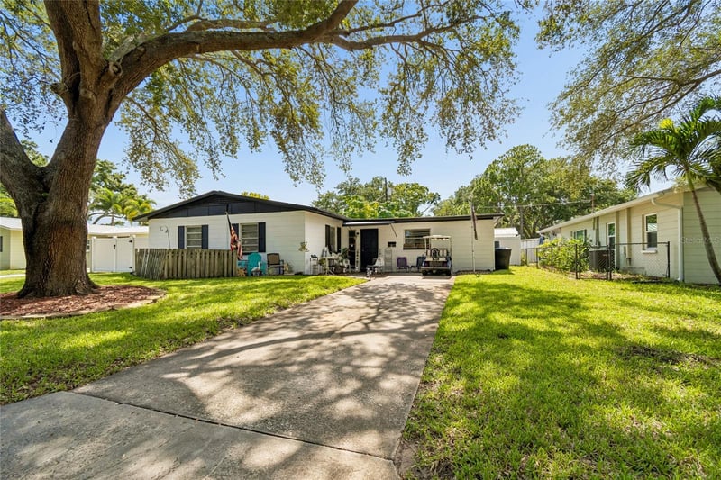 7846 12th St, St Petersburg, FL 33702
