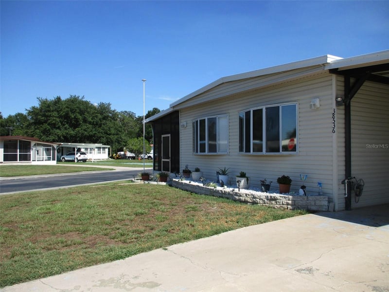 38536 Cone Dr, Zephyrhills, FL 33540