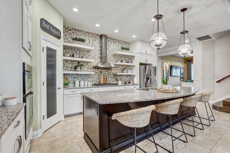 7209 Meeting House Ln, Apollo Beach, FL 33572