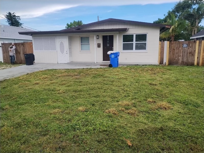 2217 20th Ave, Bradenton, FL 34205