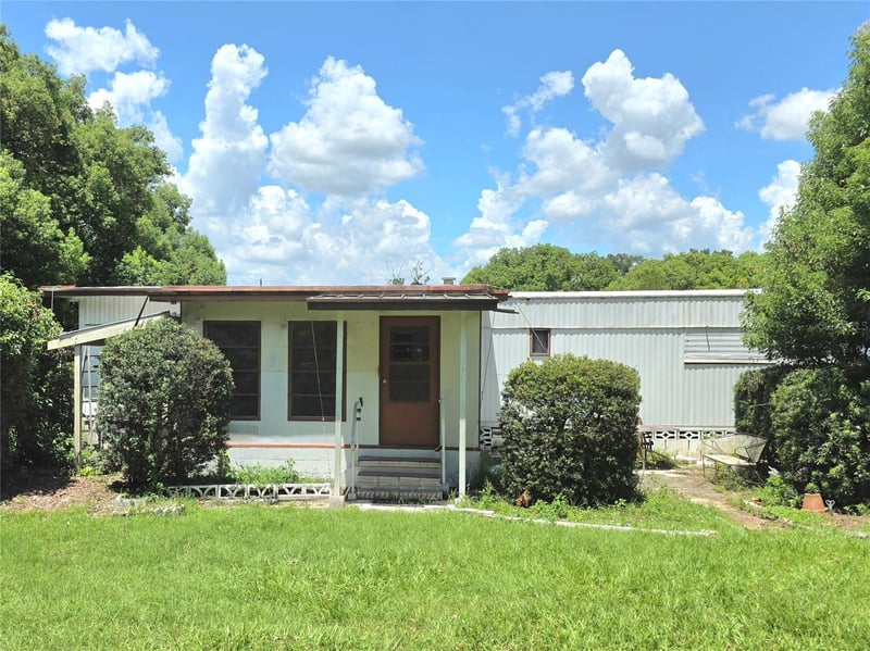 33600 Isabelle Dr, Wesley Chapel, FL 33543