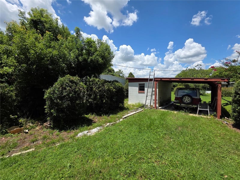 33600 Isabelle Dr, Wesley Chapel, FL 33543