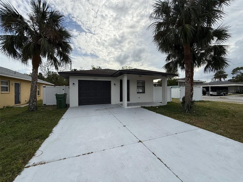 1802 Martin Luther King Ave, Bradenton, FL 34208