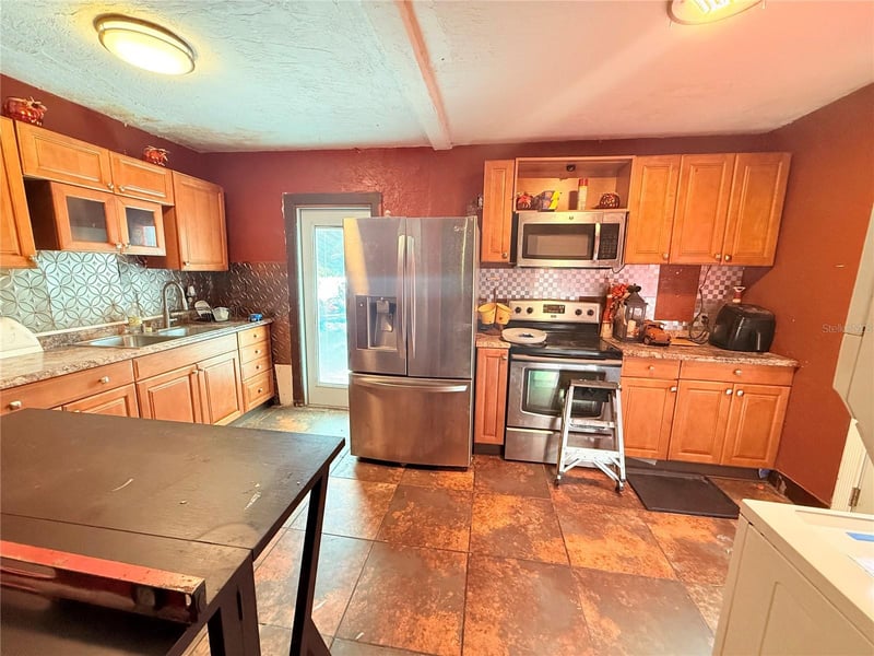 760 16th Ave, St Petersburg, FL 33701