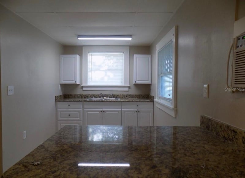 626 Highland St, St Petersburg, FL 33701