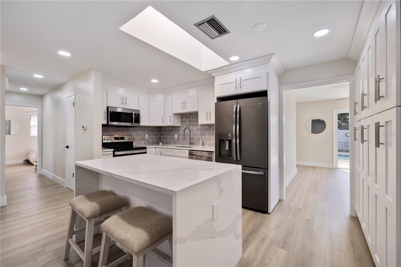 490 82nd Ave, St Pete Beach, FL 33706