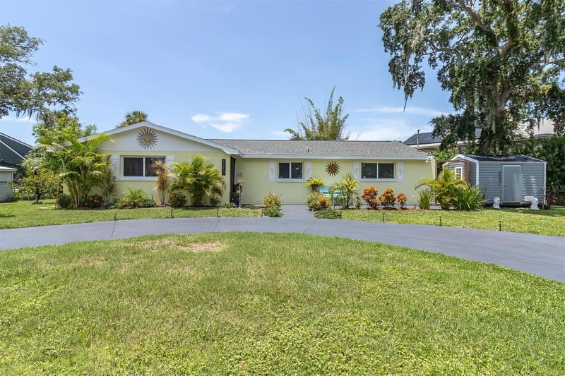 7213 Peninsular Dr, New Port Richey, FL 34652