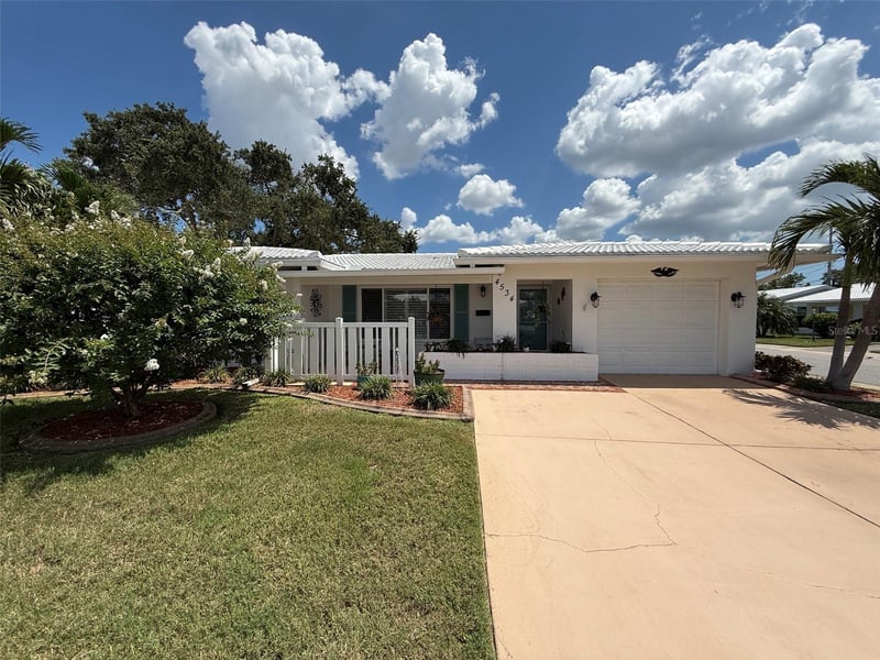 4534 101st Ave, Pinellas Park, FL 33782