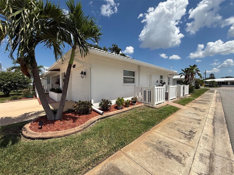 4534 101st Ave, Pinellas Park, FL 33782