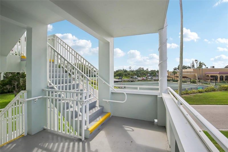 2380 World Parkway Blvd #40, Clearwater, FL 33763