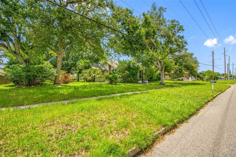 2208 Lincoln Ave, Tampa, FL 33607