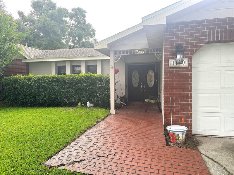 1170 Wexford Dr, Palm Harbor, FL 34683