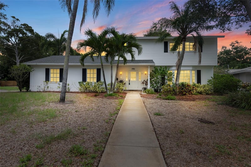 1901 Dormieone Rd, St Petersburg, FL 33710