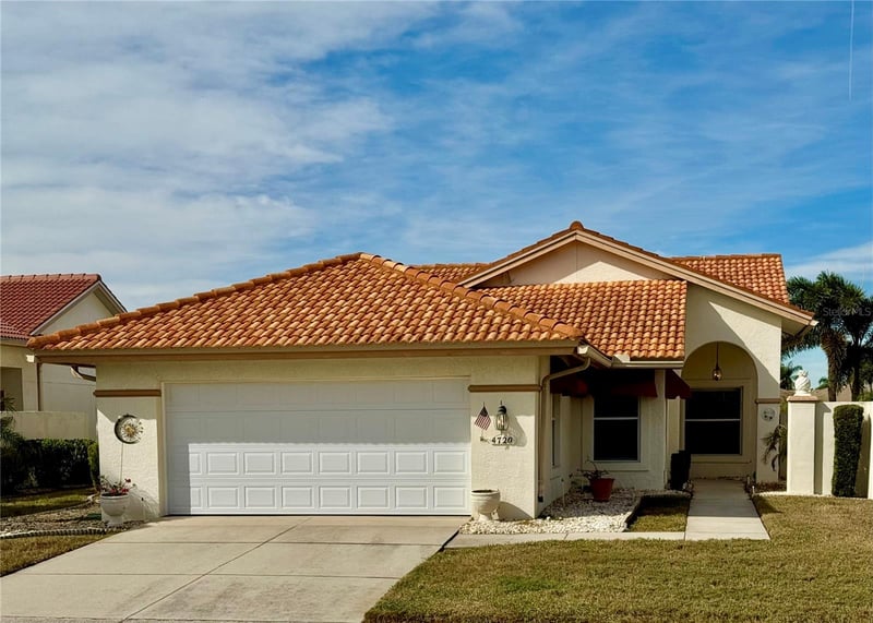 4720 Peridia Blvd, Bradenton, FL 34203