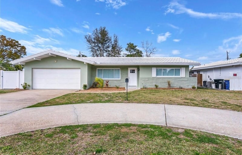 2036 Nursery Rd, Clearwater, FL 33764