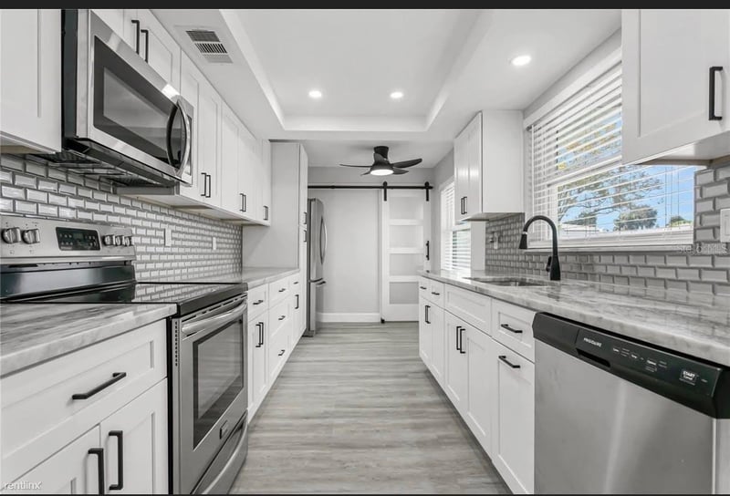 2036 Nursery Rd, Clearwater, FL 33764