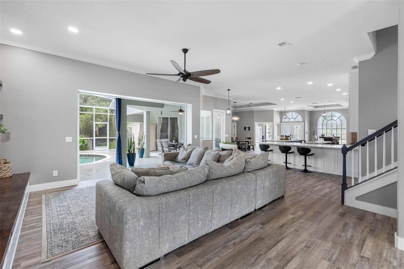 1079 Riverside Ridge Rd, Tarpon Springs, FL 34688