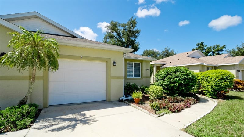209 28th St W, Palmetto, FL 34221