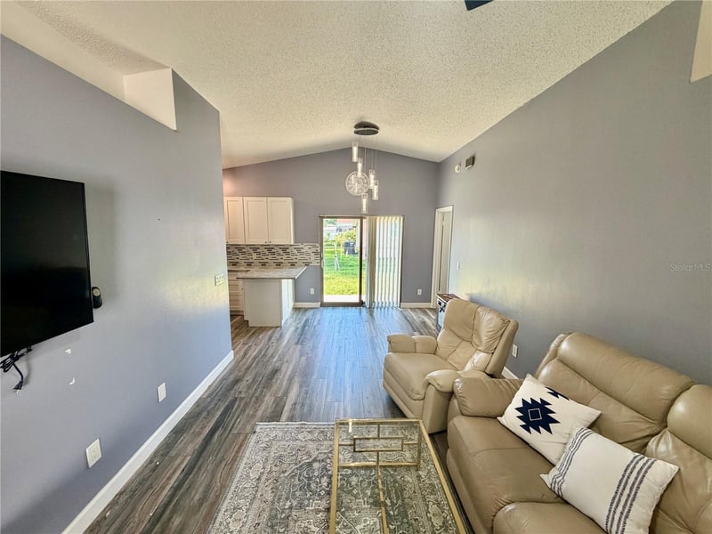 2604 Kirby St, Tampa, FL 33614