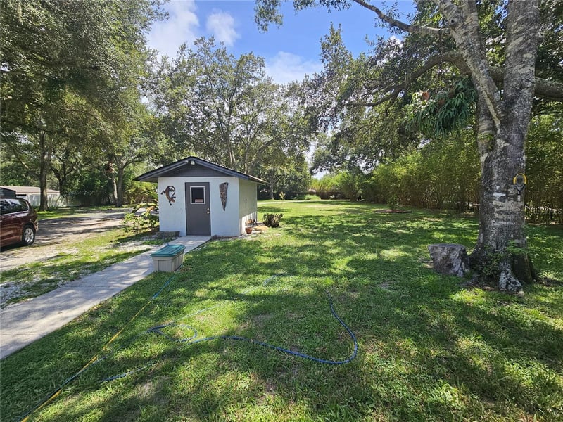 16109 Indian Mound Rd, Tampa, FL 33618