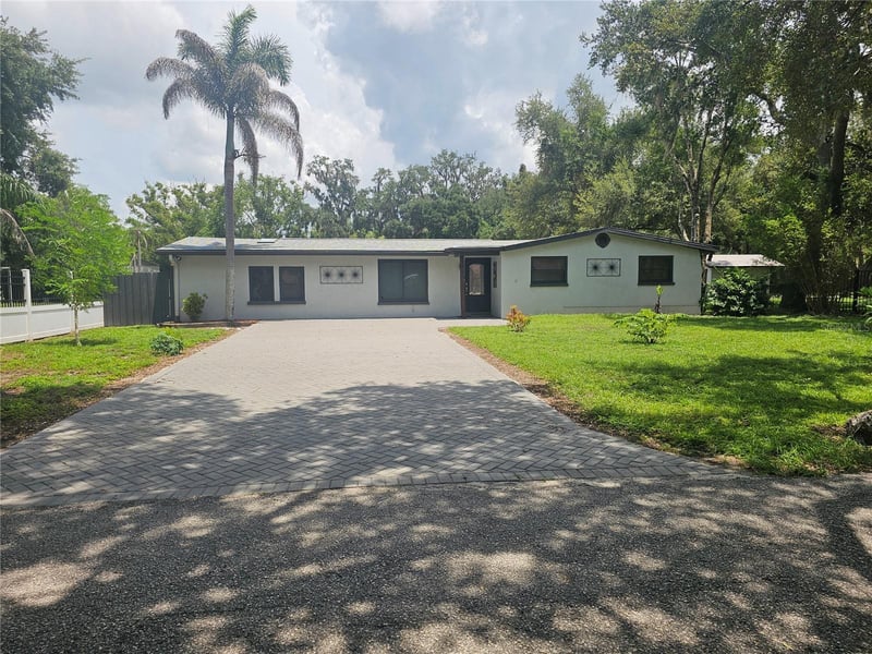 16109 Indian Mound Rd, Tampa, FL 33618