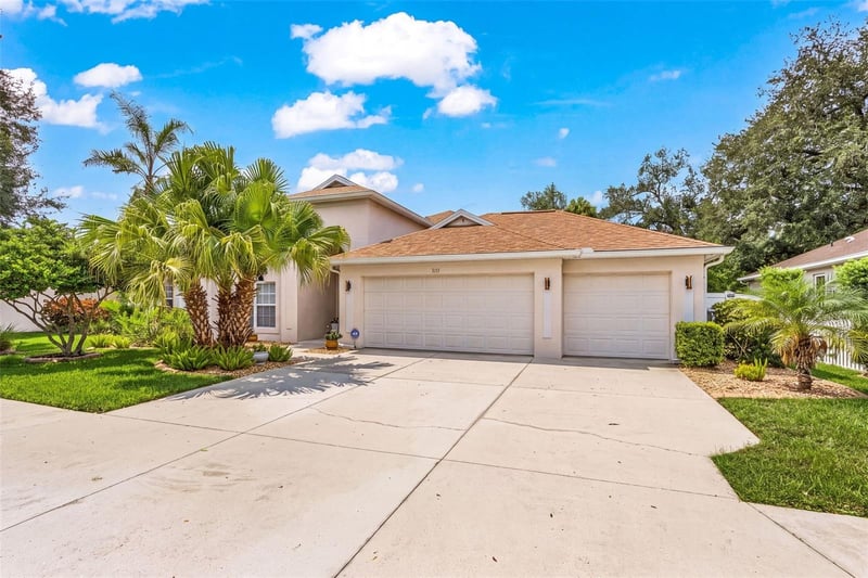 3111 43rd Ave, Bradenton, FL 34208