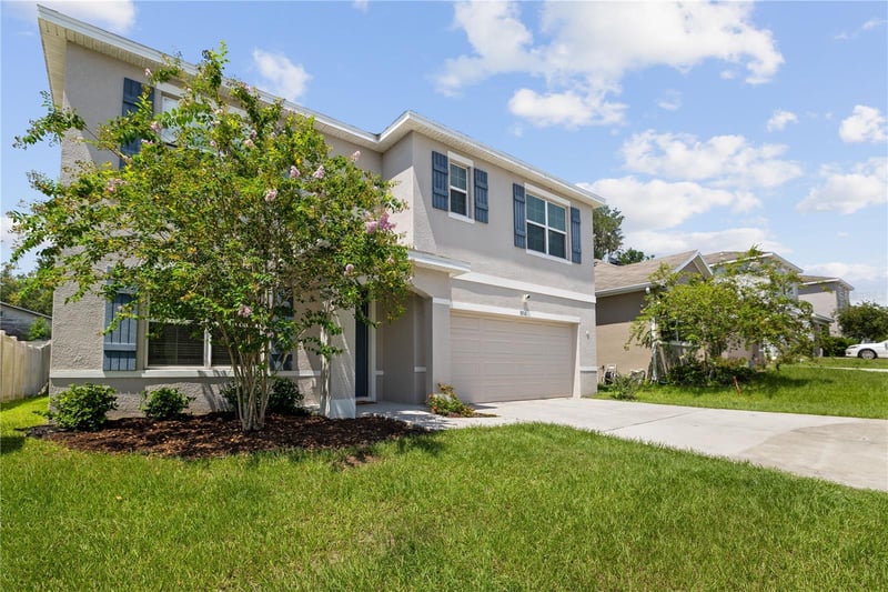9210 Watolla Dr, Thonotosassa, FL 33592