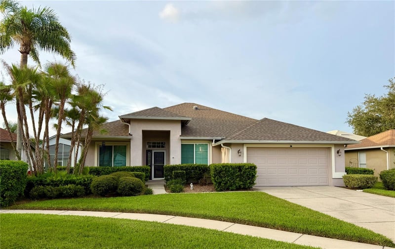 5306 Waterleaf Ct, Valrico, FL 33596