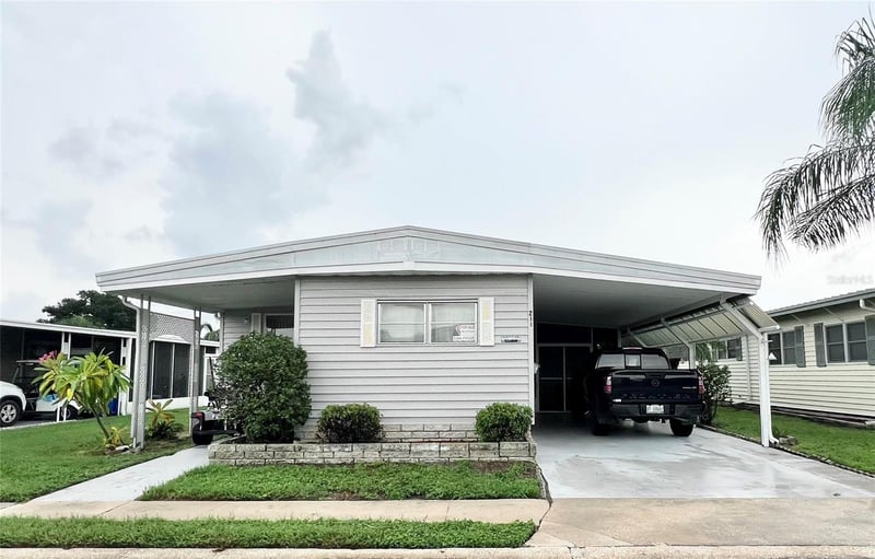 1100 Belcher Rd #211, Largo, FL 33771