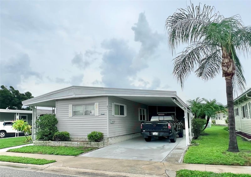1100 Belcher Rd #211, Largo, FL 33771