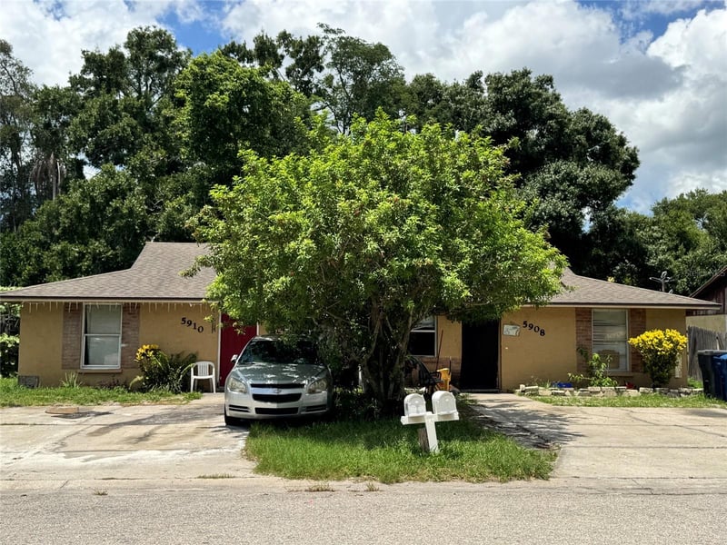 5910 13th Street Ct, Bradenton, FL 34203