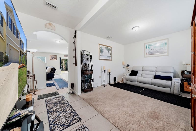 8128 Harwich Port Ln, Gibsonton, FL 33534