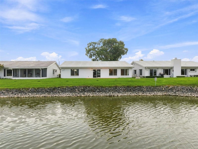 3555 93rd Ave #6, Pinellas Park, FL 33782