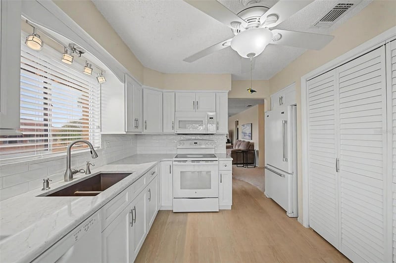 4009 Lighthouse Way, New Port Richey, FL 34652