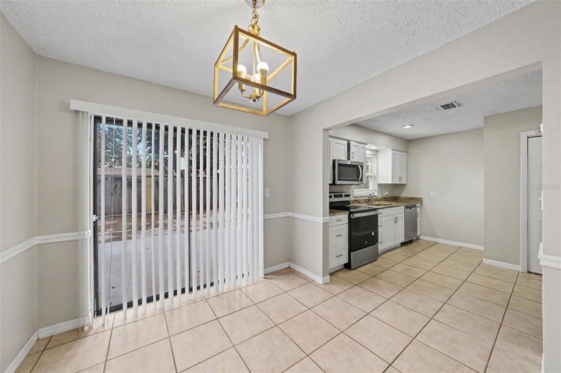 10410 27th St, Tampa, FL 33612