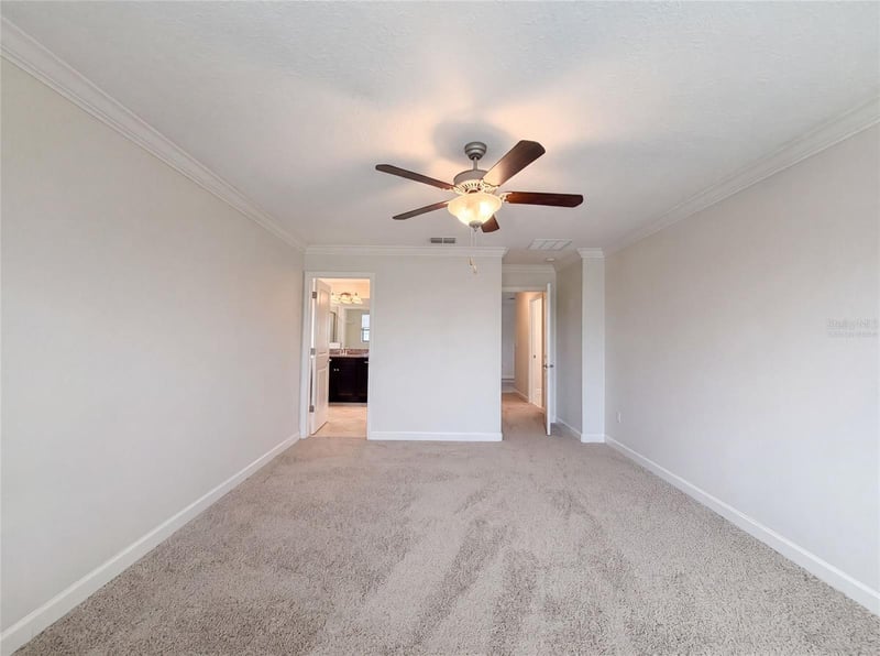 9709 Ivory Dr, Ruskin, FL 33573