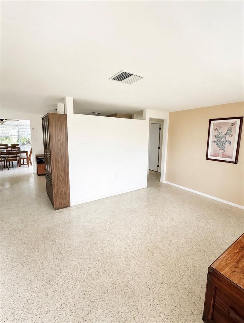3701 Hendrix St, New Port Richey, FL 34652