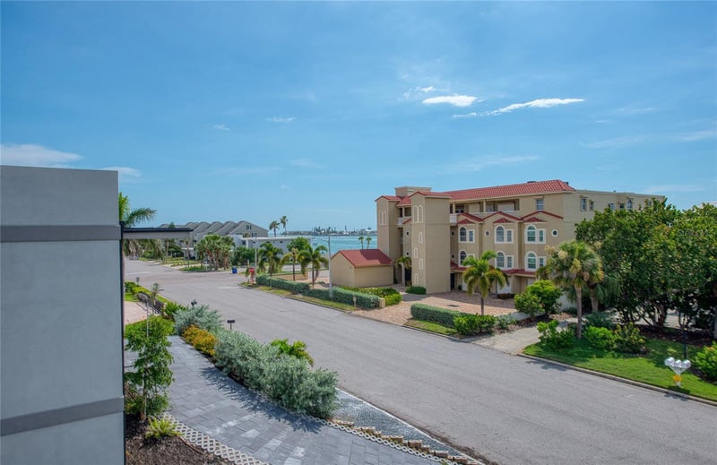 289 8th Ave, Tierra Verde, FL 33715