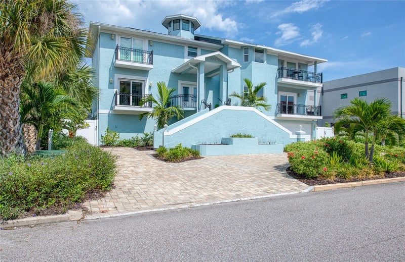 289 8th Ave, Tierra Verde, FL 33715