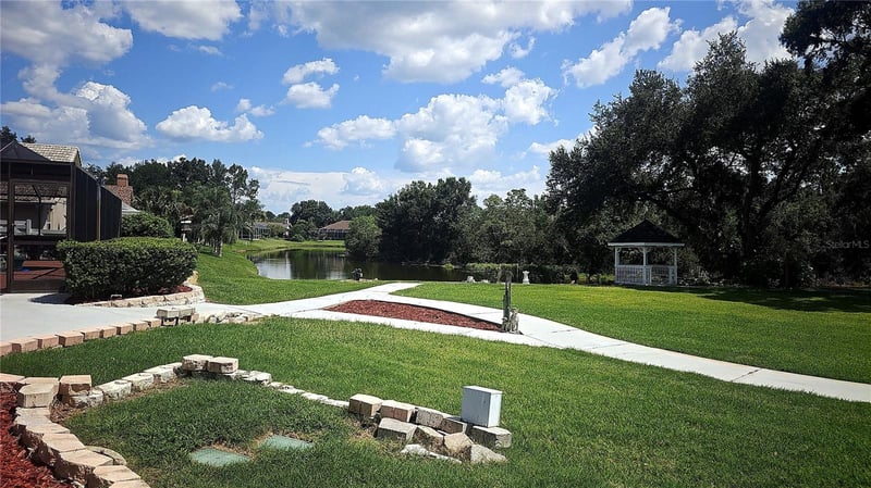 34826 Chelmsford Ln, Zephyrhills, FL 33541