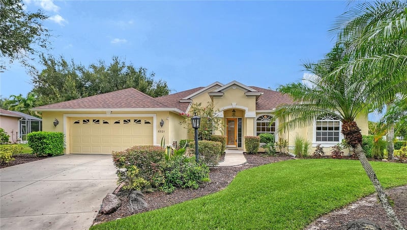 6521 Sundew Ct, Bradenton, FL 34202