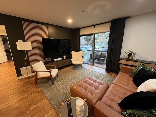 406 Cedar Ave #107, Tampa, FL 33606