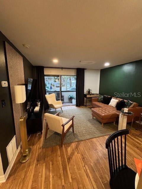 406 Cedar Ave #107, Tampa, FL 33606