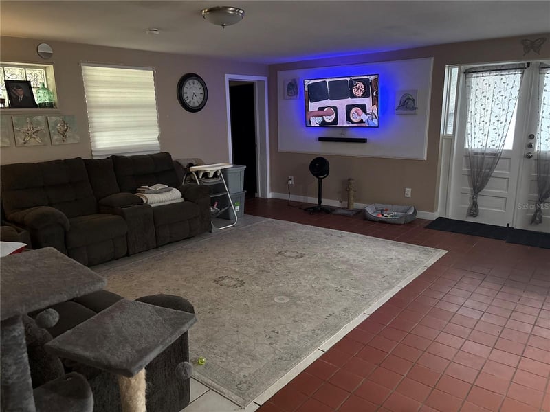 6115 Cliff Ave, Gibsonton, FL 33534